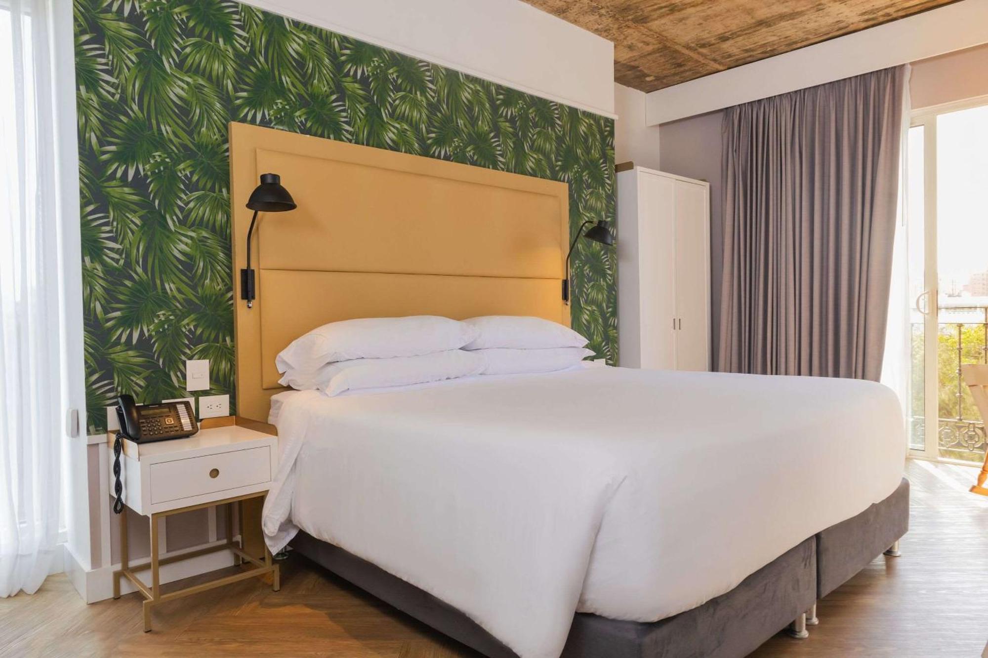 Faranda Collection Barranquilla, A Member Of Radisson Individuals Hotel Barranquilla  Eksteriør billede A bedroom at the hotel